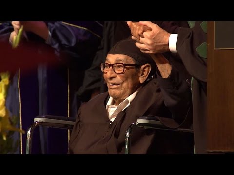 96-Year-Old Becomes The Oldest USC Graduate in History